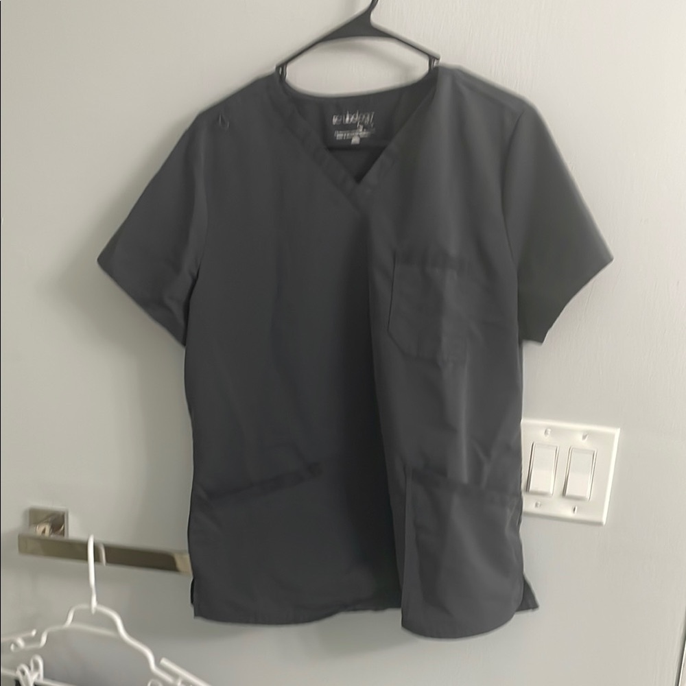 Scrubology Gray Relaxed Short Sleeve scrub top